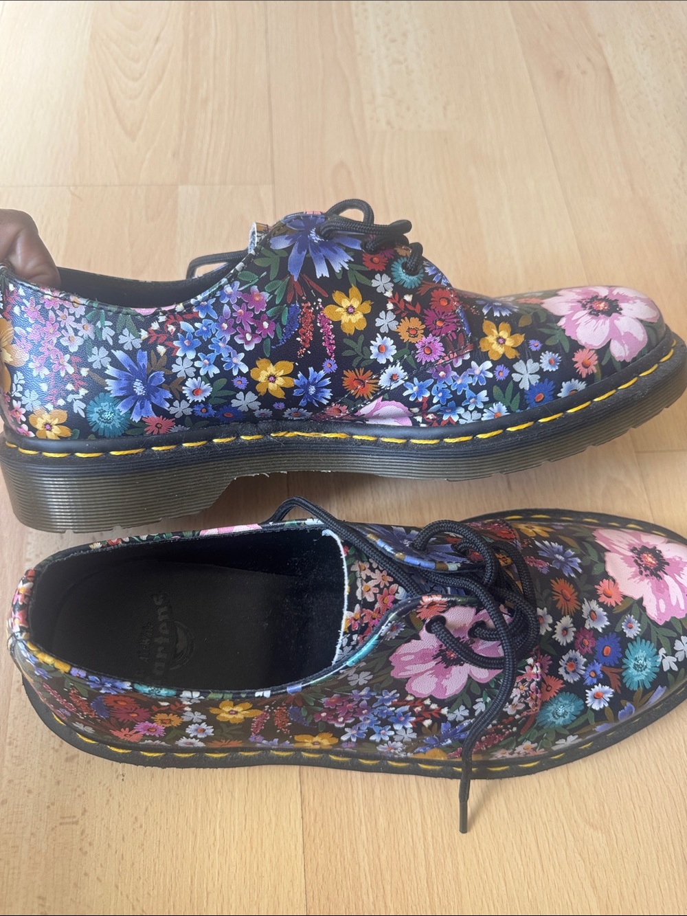 Dr. Martens 1461 WOMEN'S FLORAL OXFORD SHOES - Picture 4 of 6